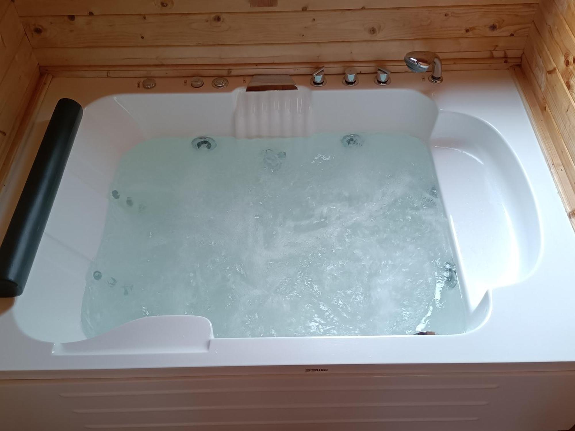 La Dehesilla De Toledo Escapada Romantica Jacuzzi Sillon Tantrico Cobisa 외부 사진